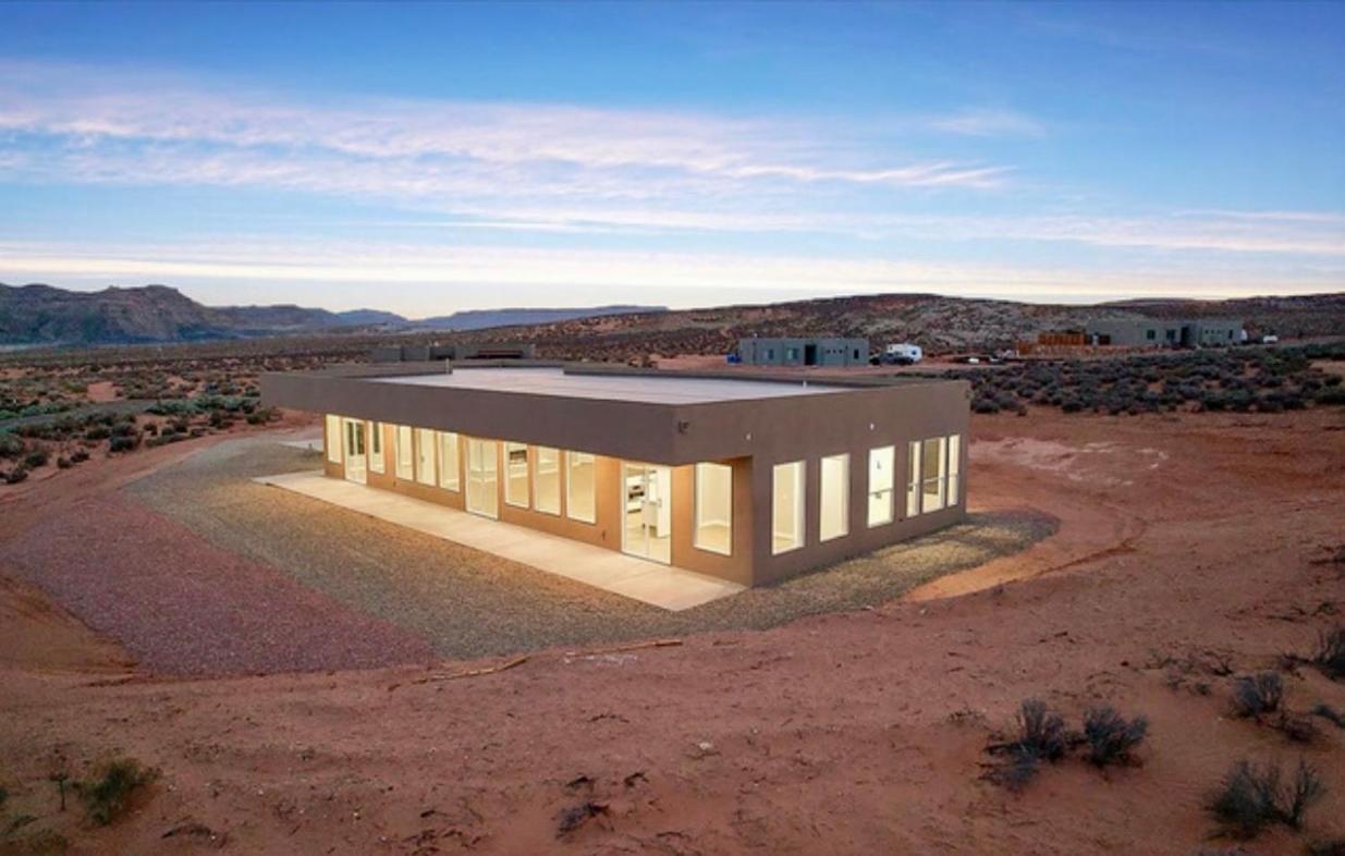 Page Arizona Border Town- Grand Serenity Room With Mesa Views Биг Уотър Екстериор снимка